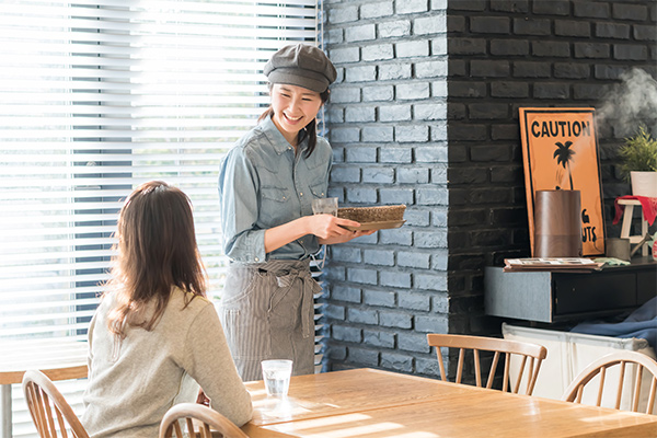 お客様を笑顔にします